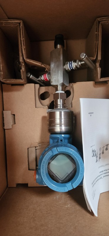 ROSEMOUNT 3051S PRESSURE TRANSMITTER #3051s2tgsa2a11a1am5