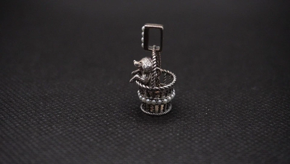 Juwelo Silber Anhänger Hund in Körbchen mit Flussperlen mit Kette - Bild 3 von 4