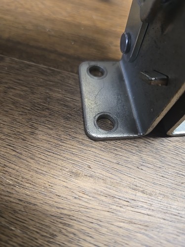 DESTACO 210-U VERTICAL HOLD DOWN TOGGLE CLAMP W/ LOCK PLUS SYST. & SPINDLE ACC13 - Picture 5 of 7