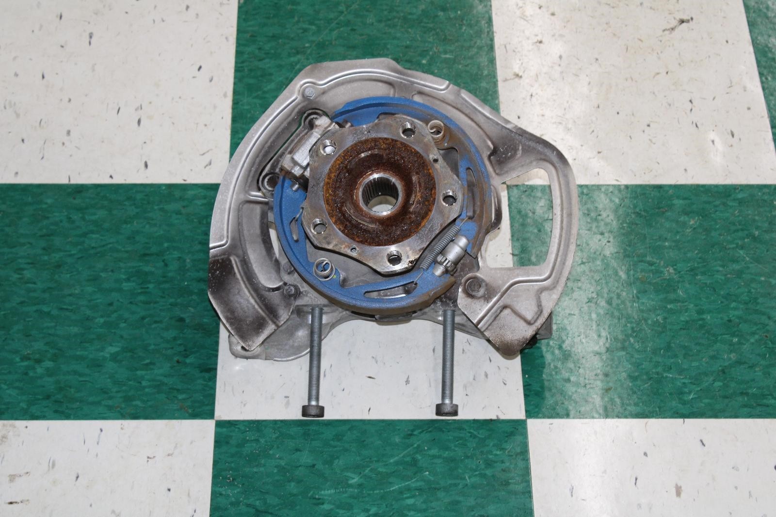 Bentley Continental GT 2020-2023 Rear Left Steering wheel hub