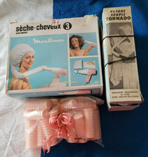 VINTAGE LOT POUR COLLECTIONNEUR  /SECHE CHEVEUX MOULINEX ROSE/CASQUE/BIGOUDI