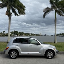 2001 Chrysler PT Cruiser LIMITED ONLY 49K MILES CLEAN CARFAX PRICED TO SELL!!!