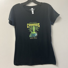 Tee Luv Women s M Black Cannabis Graphic Prin...