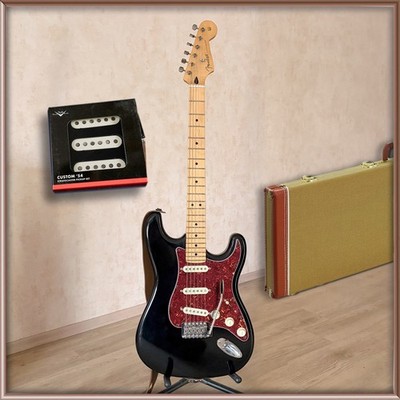 Fender Stratocaster | Black | mit ''Fender Custom 54 Pickups | plus Hardcase