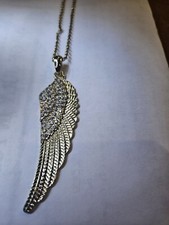 Gorgeous Angel Wing Pendant And Chain