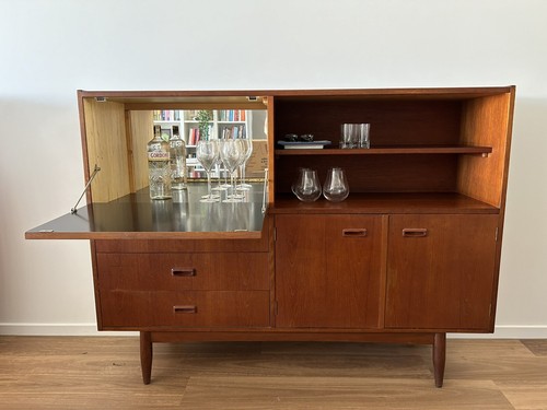 Mid Century Cocktail Cabinet - Picture 2 of 11