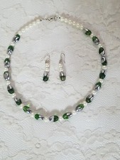 GIRLS HAND-MADE CHOKER NECKLACE 15 1/2"  EARRINGS SET FAUX PEARLS GREEN/SILVER