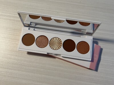 OFRA Signature Eyeshadow Palette in LUXE - NIB