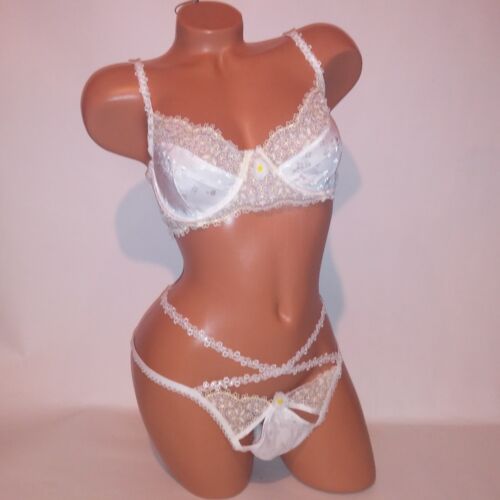 For Love and Lemons x Victoria Secret Bra Set White Yellow Embroidered Floral La - Picture 9 of 16