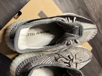 Preowned Size 11 - adidas Yeezy Boost 350 V2 Zyon w/ Box