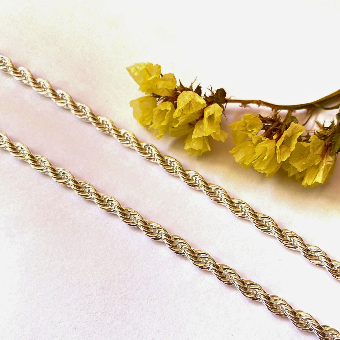 Cadena Estilo Cordón Chapada en Plata de Ley s925 Nueva 55 cm y 4 mm de Ancho