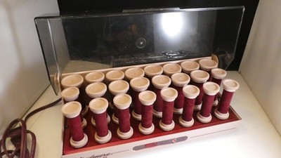 Windmere Gentle Curls 24 Red Velvet Flocked Hot Rollers Curlers with Clips