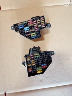 Sicherungskasten Innenraum VW Passat 3c B6 Rechts Links 2,0 TDI BMP 3C0880204 D