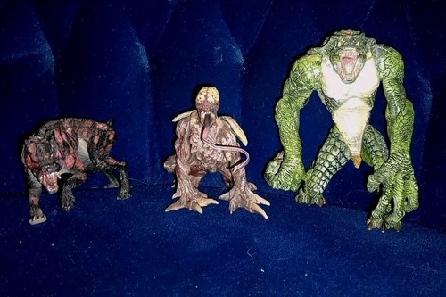 Resident Evil Veronica Palisades Lot Biohazard Toy Figure Set: Licker Hunter Dog