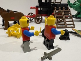 Lego 6056 Dragon Wagon, Castle / Dragon Knights 1993, Complete With Instructions