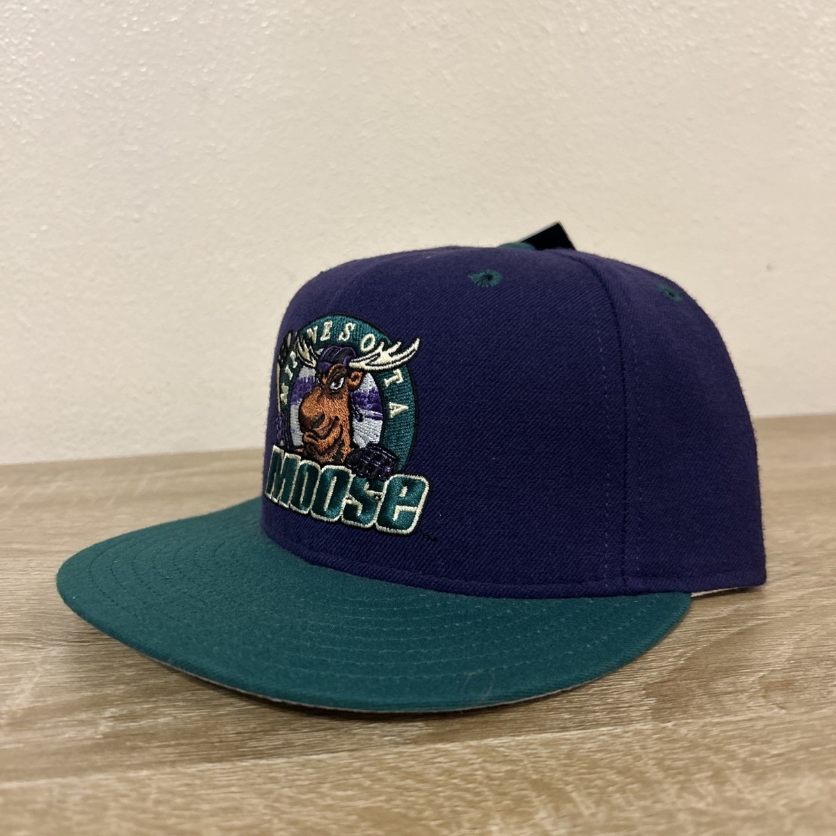 Vintage Minnesota Moose New Era Pro Model Fitted Hat 100% Wool 7 