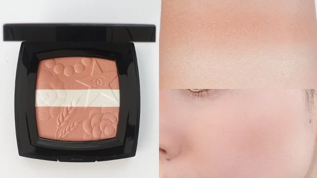 CHANEL Illuminating Powder Blush #997 Rose Lumiere / #998 Holiday 2025 Pre-sale - Image 3 of 4