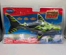 SwimWays Toy Rainbow Reef Battle Shark Green Black - New Old Stock
