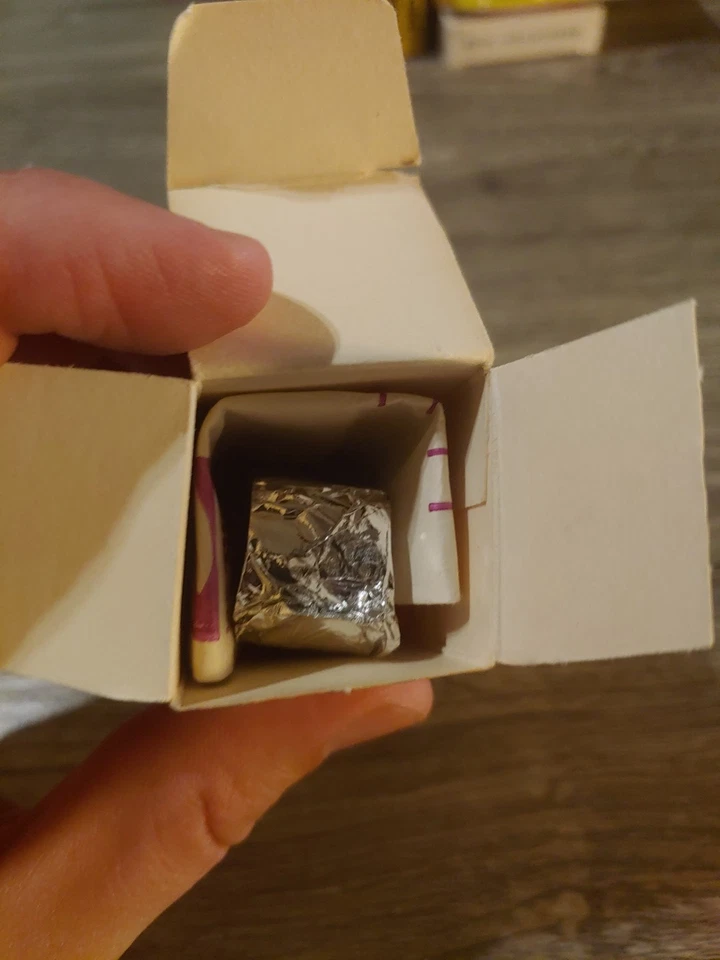 Cartucho de película vintage Minolta 16 mm 20 EXP ASA 100 caducado nuevo de lote RB Taylor EE. UU. Foto 3 de 3