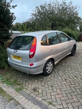 NISSAN ALMERA TINO TWISTER 2002