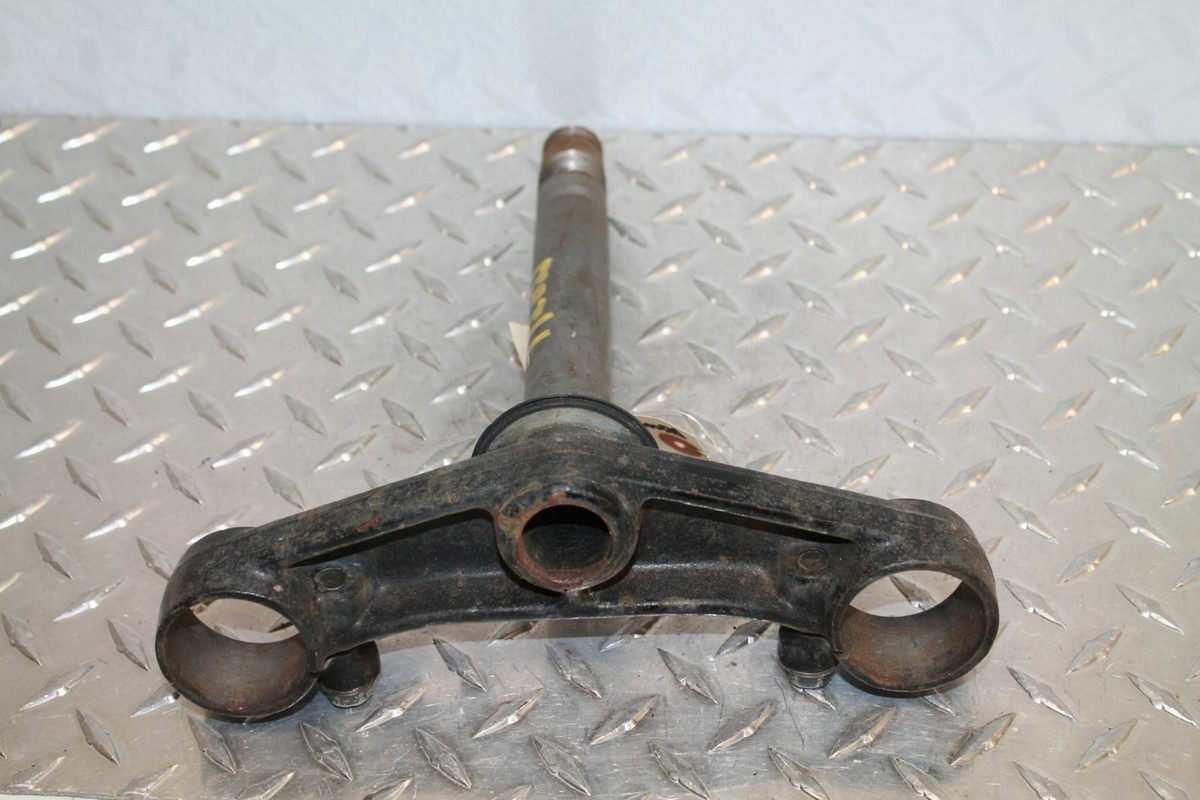 パーツ Hawk 1989 HONDA HAWK GT 650 LOWER STEERING STEM TRIPLE TREE 53200-MN8