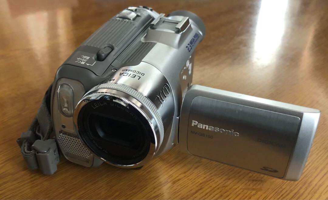 パナソニック デジタルビデオカメラ シルバー NV-GS400K-S パナソニック NV-GS400K-S デジタルビデオカメラ シルバー : 中古