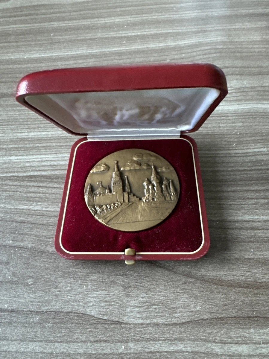 Moscow 1980 Event Olympics Fan Apparel & Souvenirs for sale | eBay