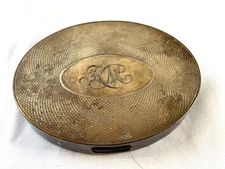 VINTAGE 1950'S STERLING SILVER POWDER COMPACT MIRROR INITIALS KM
