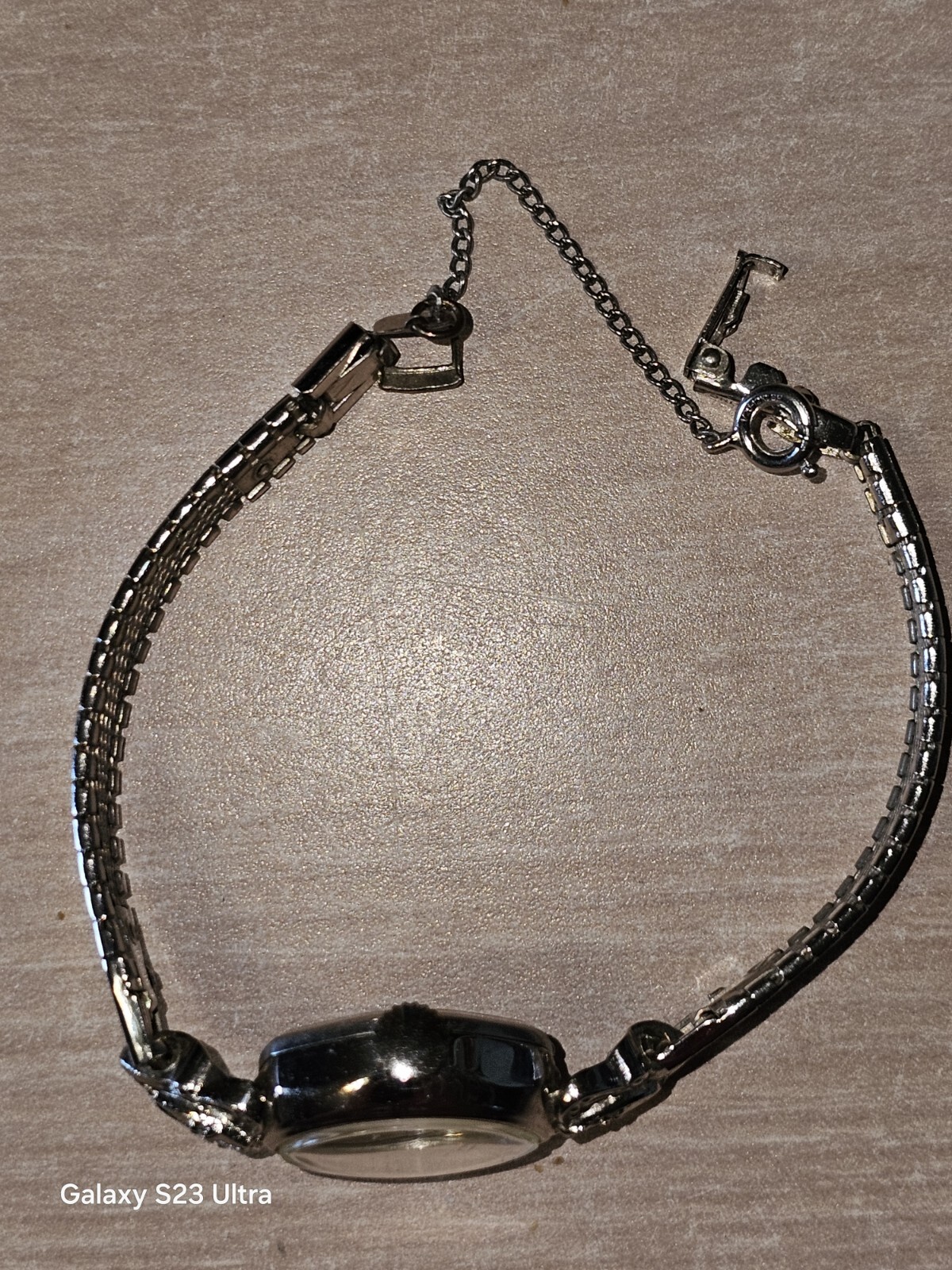 Picture 16 of 24