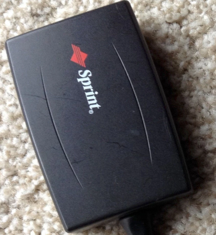 Sprint TC-TR300 Resorte de mano Palm Treo 600 PDA Teléfono Cargador de pared Adaptador de corriente alterna Foto 2 de 3