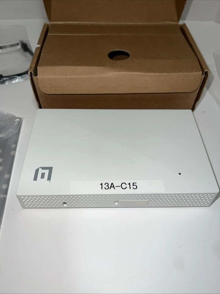 Extreme Networks AP302W Dual Band 802.11ax 1.60 Gbit/s Wireless No 12vdc Cord - Image 2 of 4