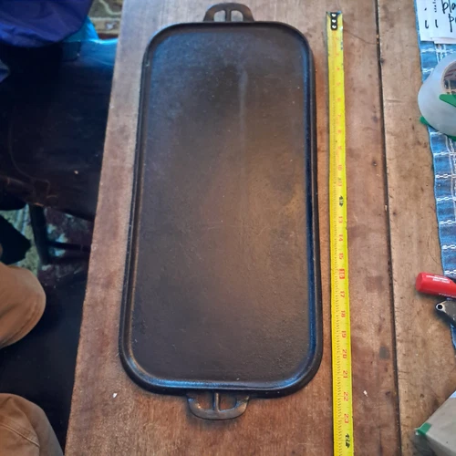 Vintage Wagner Ware, cast iron griddle