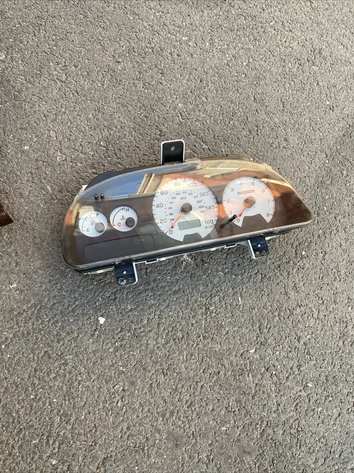 SUBARU Impreza GC8 WRX E-GC8 Speedometer 85014FA050 - Image 2 of 4