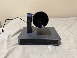 YEALINK	UVC86 4K Dual Tracking Camera W/remote/power supply/shelf