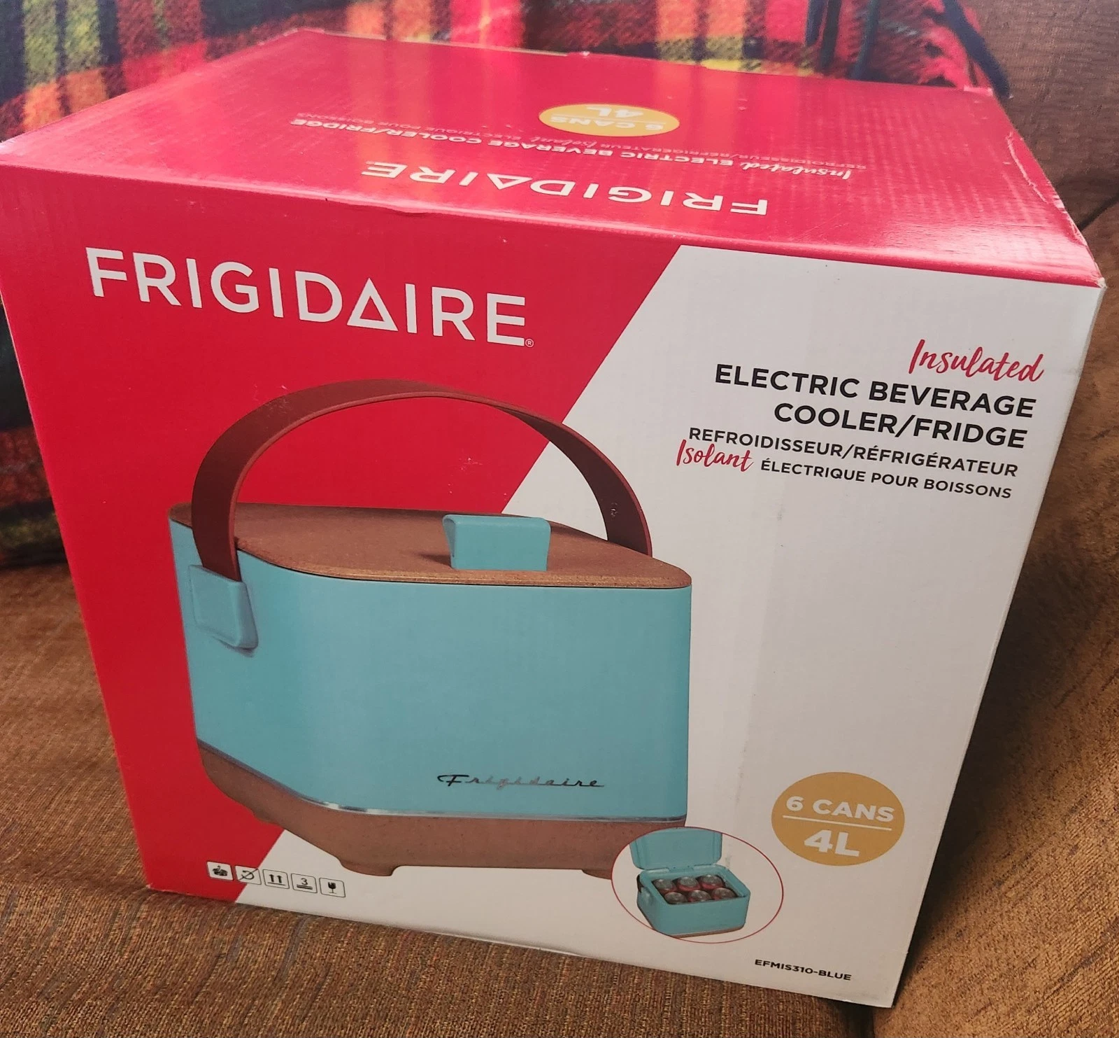 Frigidaire Insulated Electric Beverage Cooler Fridge 4L Teal Blue EFMIS310-BLUE
Opens in a new windo