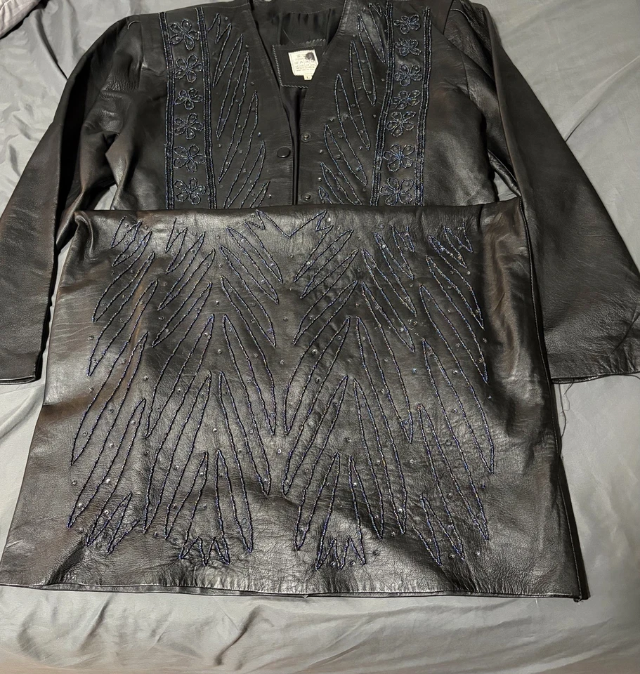 Blazer y falda vintage años 80 de cuero negro con cuentas lentejuelas talla L Foto 2 de 4