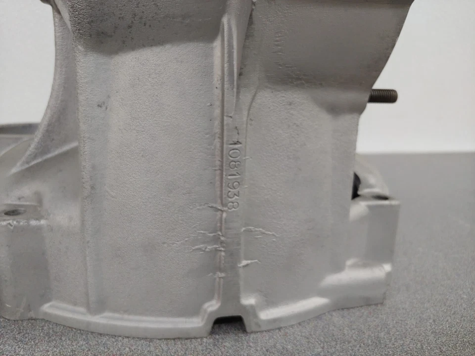 BONITA CARCASA CAMPANA CAJA TRANSMISIÓN PORSCHE912 USADA 902/01 1081938 15/68 #11 Foto 3 de 4