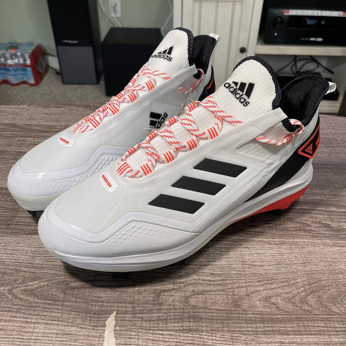 White and orange baseball deals cleats
