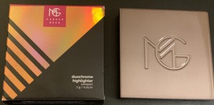 makeup geek highlighter in lit