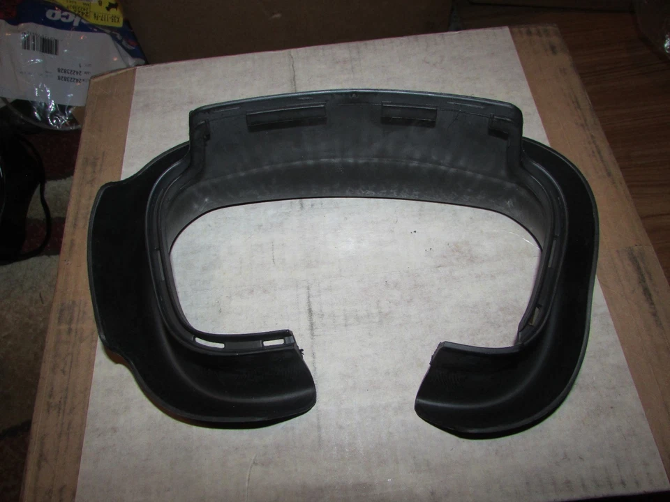 Cubierta de columna de dirección Cadillac 06-11 DTS GM # 15784503 * NUEVO / OE * Foto 4 de 4