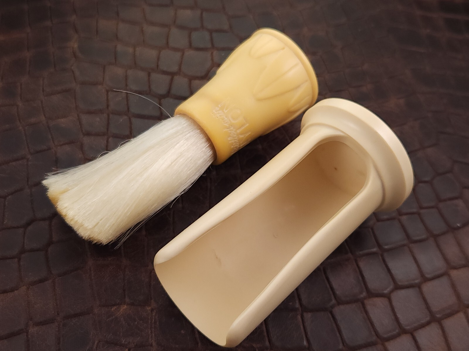 Strongset Vintage Nylon Shaving Brush with Stanhome Stand