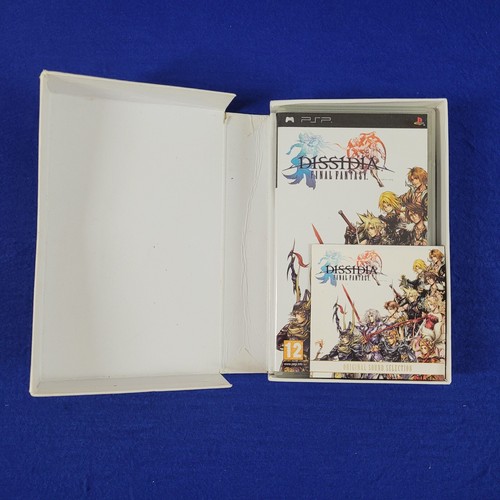 psp DISSIDIA FINAL FANTASY Limited Collectors Edition *x (Works In US) PAL UK - Picture 4 of 11
