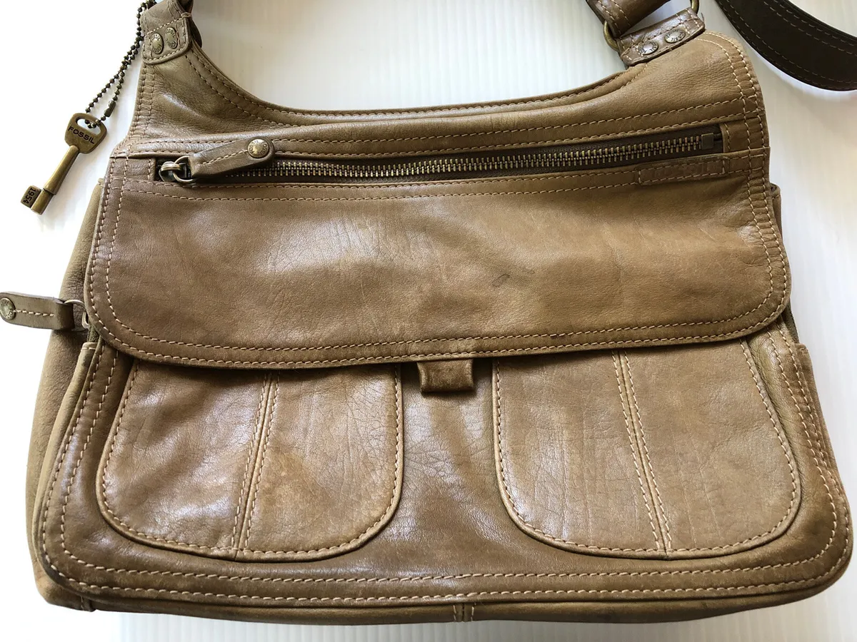 Fossil Leather Purse/Bag Excellent Condition | eBay