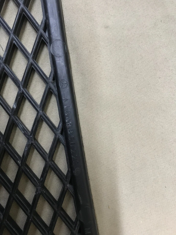 REJILLA MERCEDES BENZ ML350 2006 2007 2008 ML320 A1648850223 OEM Foto 4 de 4