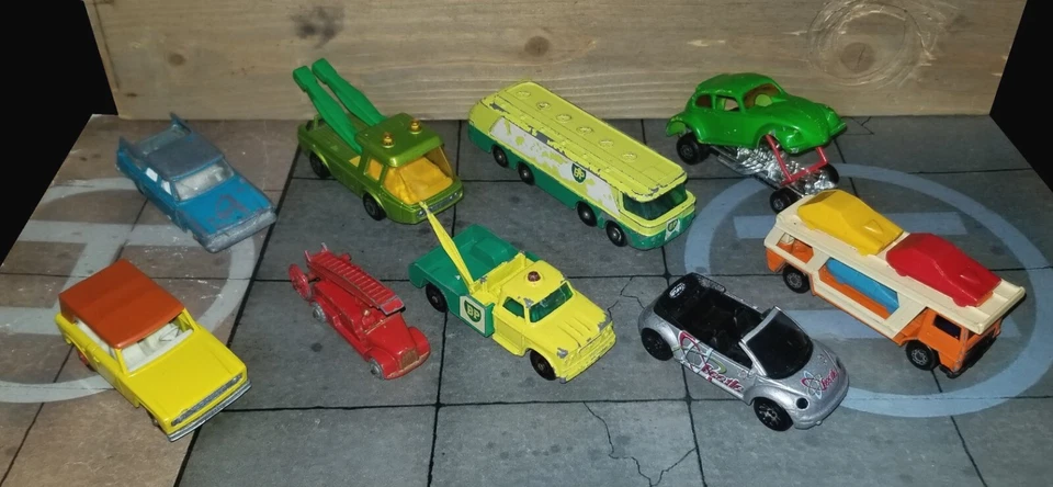 MATCHBOX SERIE 1-75 & SUPERFAST SCALA 1:63/100 LOTTO 9 MODELLINI GIOCATI 1950-90 - Immagine 2 di 4