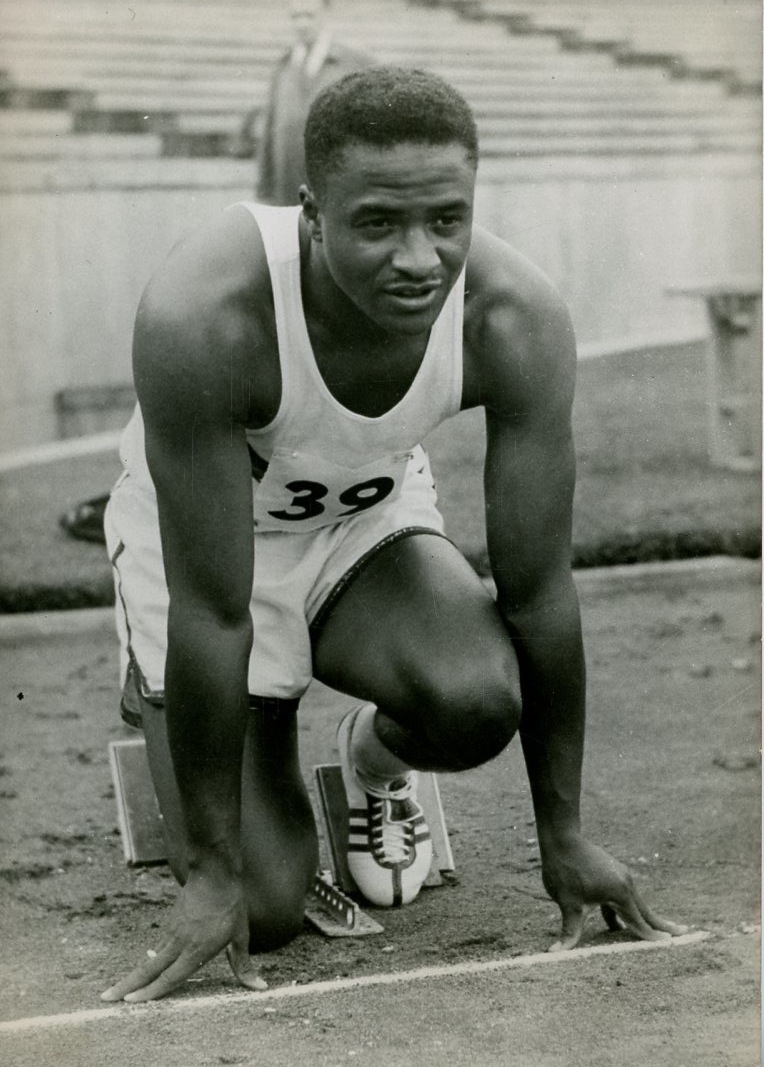 Tirage Argentique Vintage - Remise Médaille Éducation Physique - Athlétisme - Circa 1956