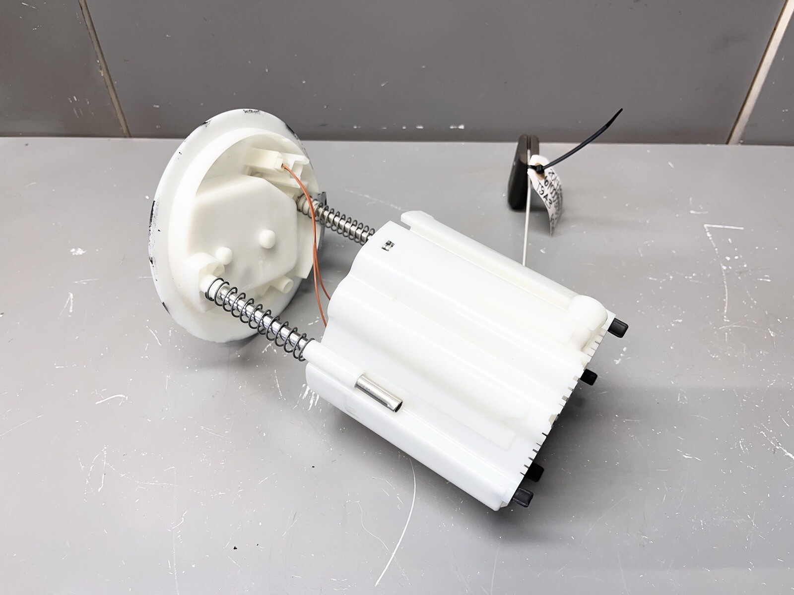 ⭐️2014-2020 MASERATI GHIBLI 3.0L FUEL GAS PUMP CONTROL MODULE UNIT OEM 670003733
