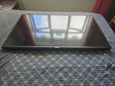 Samsung 4K UHD Smart LED HDR TV 7 Series 49 Inch Model Number UE49NU7100KXXU