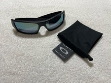 Oakley Gascan Matte Black Sunglasses - Emerald Iridium - MINT