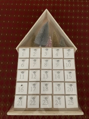 New Ashland Wood 25 drawer advent calendar 15 